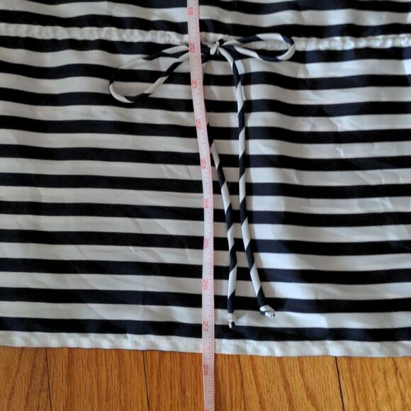 Like New Chaps Women's Blouse Striped Top With Cinch Waist - Picture 8 of 8